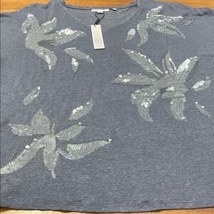 NWT Chicos Gray Blue Sequin Embellished Linen Tee Sz 1 Medium